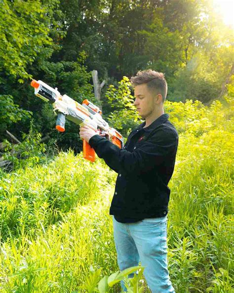 Papa Jake YouTube, Bio, Wiki, Age, Girlfriend, Songs, & Net Worth.